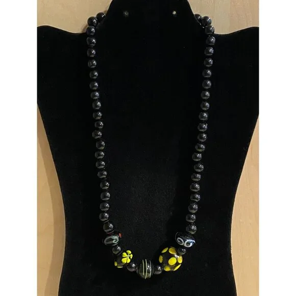 Vintage Porcelain Beads Necklace With Funky Yellow Polka Dot Accents For Retro C - Picture 1 of 1